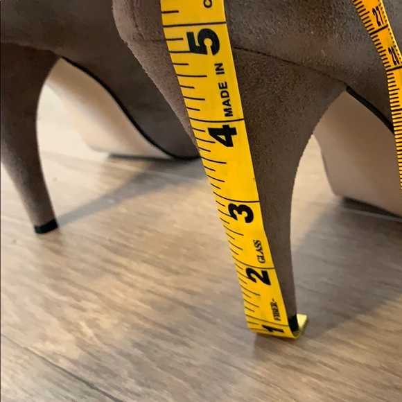 CHARLOTTE RUSSE neutral color studded heels for women Size 6 - Picture 8 of 9